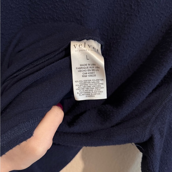 Velvet by Graham & Spencer Navy Knit Top Size Large - Picture 3 of 6